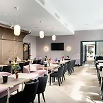 Elaya Center, Trademark By Wyndham