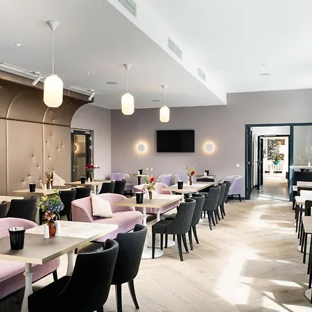 Elaya Center فندق ريغنسبورغ