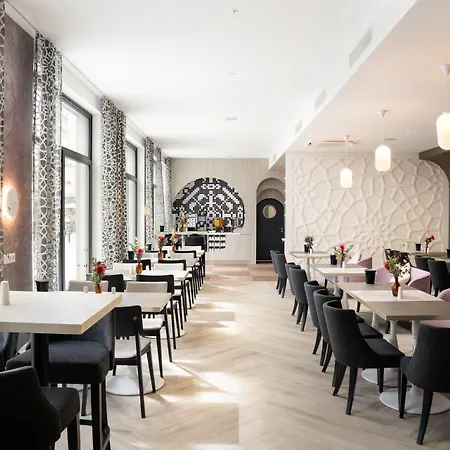 Hotel Elaya Center, Trademark By Wyndham Regensburg