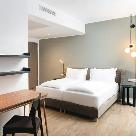 Hotel Elaya Center, Trademark By Wyndham