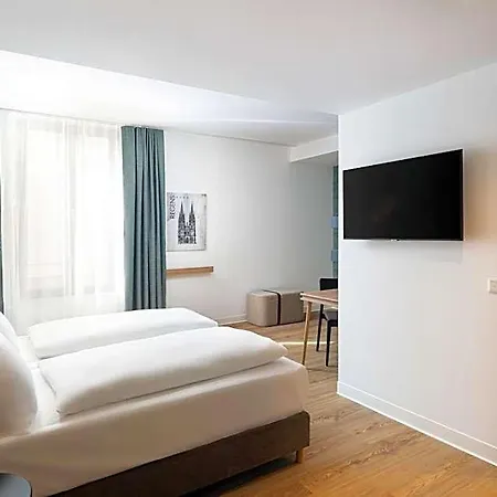 Hotel Elaya Center, Trademark By Wyndham