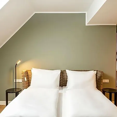 Hotel Elaya Center, Trademark By Wyndham