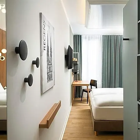 Elaya Center, Trademark By Wyndham Hotel Ratisbona