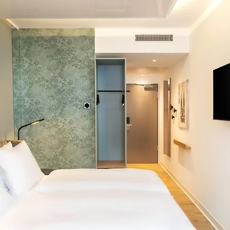 Elaya Center, Trademark By Wyndham 3*
