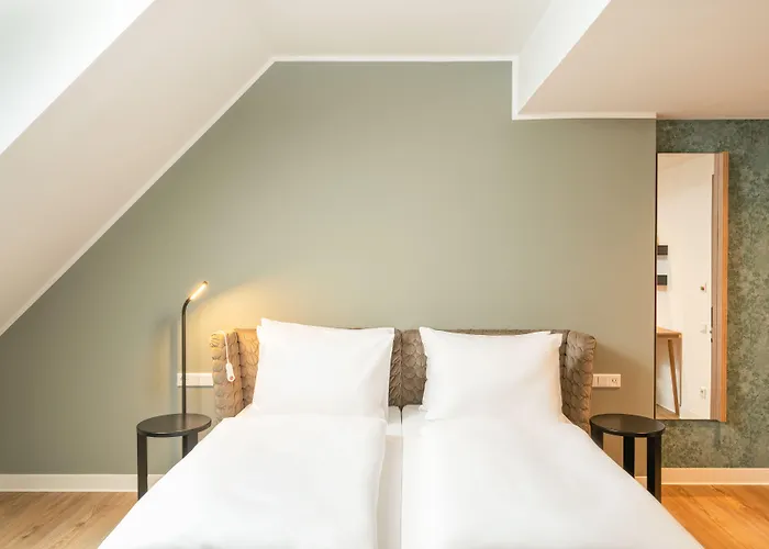 Отель Elaya Center, Trademark By Wyndham 3*