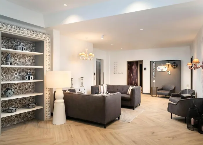 Elaya Center, Trademark By Wyndham 3*