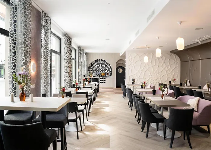 Elaya Center, Trademark By Wyndham Hotel Regensburg